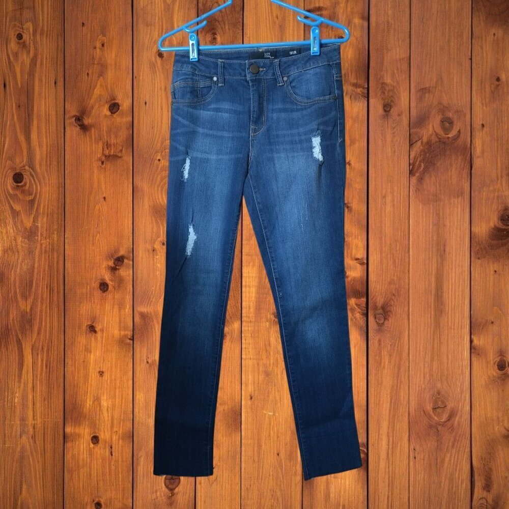 1822 Denim Women's Size 4 Taylor Distressed Raw Hem Denim Blue Jeans Casual